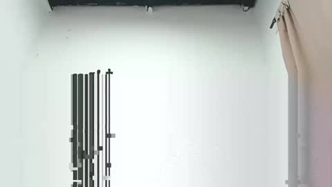 Snapshot of petiteivoryqueen chatting on 11, 3, 2025 danna online show from 11, 3, 2025