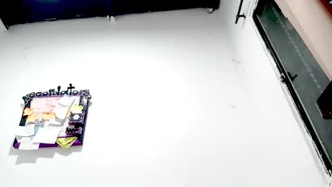 Snapshot of petiteivoryqueen chatting on 24, 10, 2025 danna online show from 24, 10, 2025