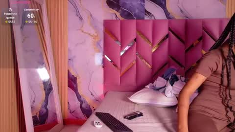Snapshot of petitelittleebony chatting on 24, 5, 2026 little sharon online show from 24, 5, 2026