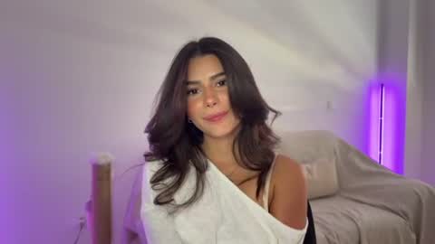 Snapshot of petitenicolex chatting on 22, 7, 2026 Nicolee online show from 22, 7, 2026
