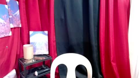 Snapshot of petitepinaycyrenets chatting on 14, 6, 2026 TsDELICIOUSCum69 online show from 14, 6, 2026