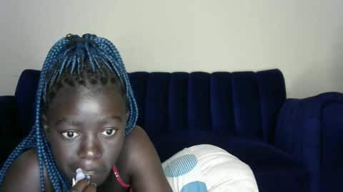 petitte_gyaal online show from 2, 12, 2025