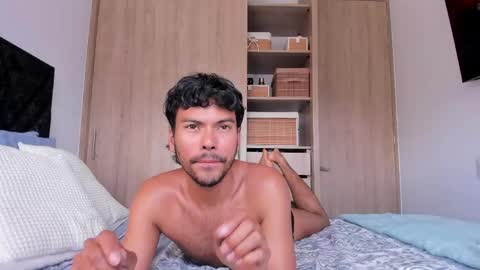 Snapshot of pettercat chatting on 16, 4, 2026 Pettercat online show from 16, 4, 2026