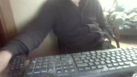 Snapshot of peyo873996 chatting on 15, 4, 2026 peyo873996 online show from 15, 4, 2026