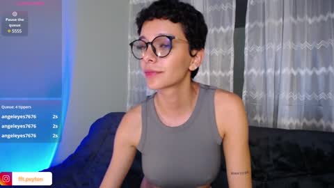 Snapshot of peyton_gh chatting on 5, 1, 2025 Peyton online show from 5, 1, 2025