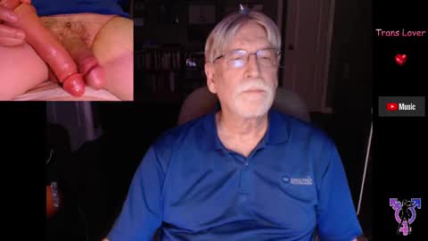 Snapshot of pghk2000 chatting on 30, 9, 2025 George online show from 30, 9, 2025