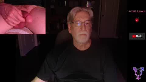 Snapshot of pghk2000 chatting on 24, 6, 2026 George online show from 24, 6, 2026