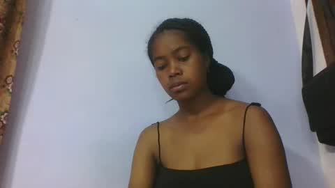 phania185885 online show from 10, 4, 2026