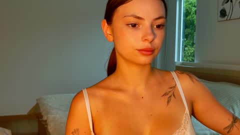 Snapshot of phantomlace chatting on 20, 11, 2025 Alice online show from 20, 11, 2025