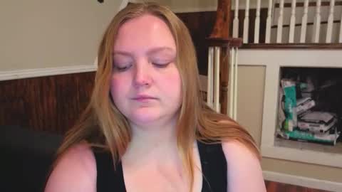 Snapshot of phatassblond chatting on 9, 2, 2026 PhatAssBlond online show from 9, 2, 2026