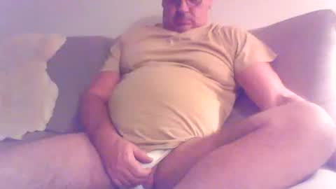 Snapshot of phil279 chatting on 23, 9, 2025 Phil online show from 23, 9, 2025