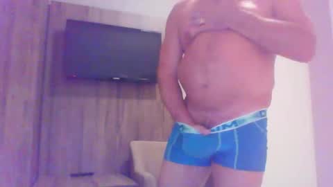 Snapshot of phil279 chatting on 12, 11, 2025 Phil online show from 12, 11, 2025