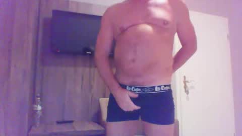 Snapshot of phil279 chatting on 14, 11, 2025 Phil online show from 14, 11, 2025