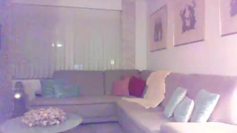 Snapshot of phil279 chatting on 18, 12, 2025 Phil online show from 18, 12, 2025