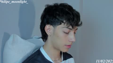 Phil.   INDEPENDENT MODEL online show from 12, 2, 2025