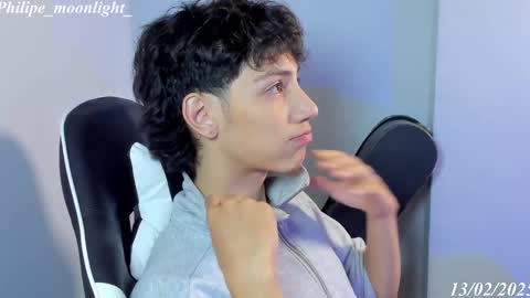 Phil.   INDEPENDENT MODEL online show from 14, 2, 2025