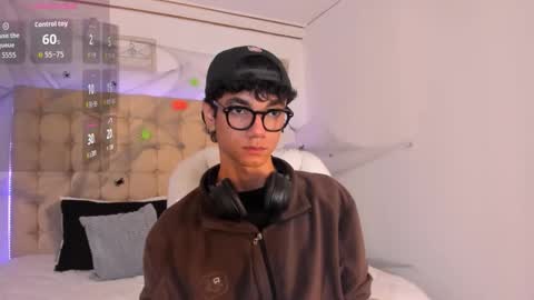 Phillip online show from 15, 10, 2025