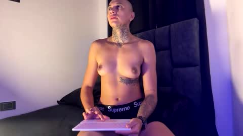 PHILLIP online show from 31, 10, 2025