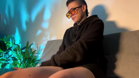 PHILLIP online show from 14, 4, 2026