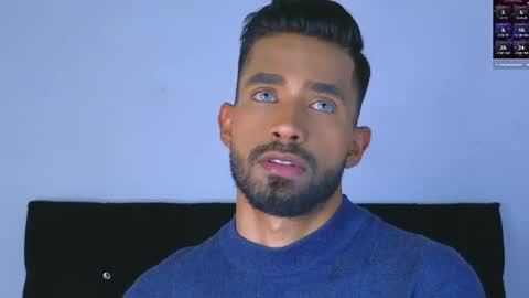 Snapshot of phillip_rayn chatting on 18, 12, 2024 phillip online show from 18, 12, 2024