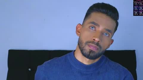 Snapshot of phillip_rayn chatting on 19, 12, 2024 phillip online show from 19, 12, 2024