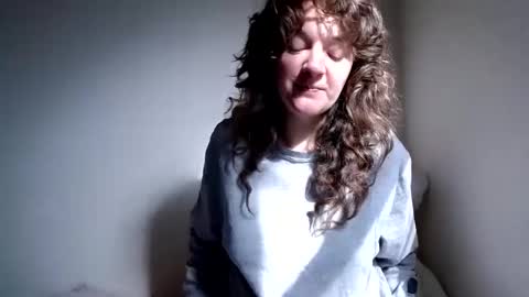 Snapshot of philosophies123 chatting on 2, 1, 2025 sophie online show from 2, 1, 2025