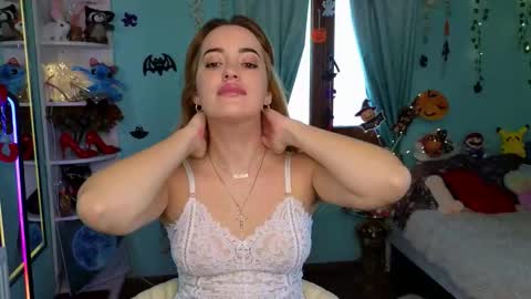 Selena online show from 23, 10, 2025