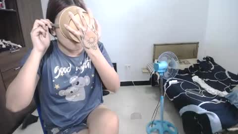 Snapshot of pia_alonzo30 chatting on 17, 7, 2026 izzy online show from 17, 7, 2026