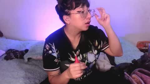  PIA FISHER  online show from 28, 11, 2025