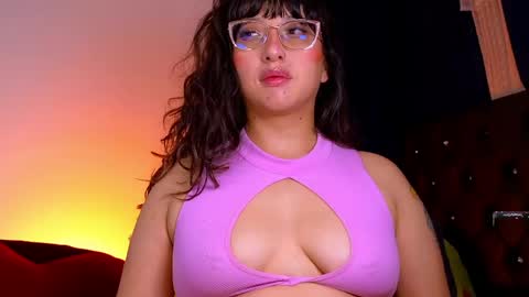 Snapshot of piafisher_2 chatting on 8, 6, 2026 Piafisher 2 online show from 8, 6, 2026