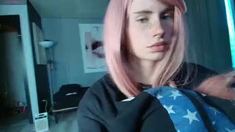 Snapshot of piera_ chatting on 19, 6, 2026 Piera online show from 19, 6, 2026