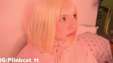 Emi online show from 5, 12, 2025