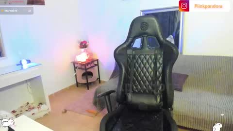 PiinkPandora online show from 11, 3, 2026