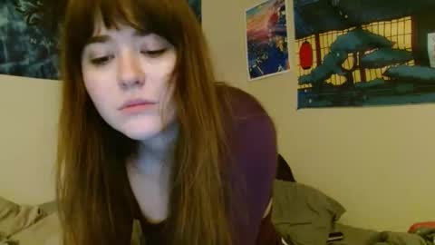PilloGoddess online show from 3, 2, 2025