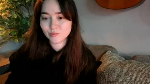 Snapshot of pillogoddess chatting on 5, 7, 2026 PilloGoddess online show from 5, 7, 2026