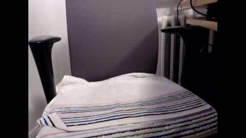 Snapshot of pimmel10 chatting on 11, 1, 2025 pimmel10 online show from 11, 1, 2025