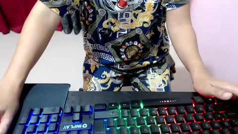 pinay_baby69 online show from 17, 5, 2026