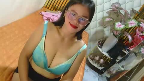 Snapshot of pinay_flor chatting on 29, 5, 2026 IM FLOR online show from 29, 5, 2026