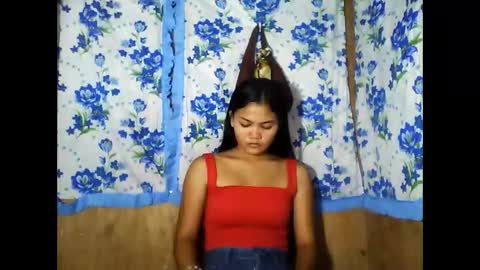 Snapshot of pinay_just18th chatting on 28, 4, 2026 pinay_just18th online show from 28, 4, 2026