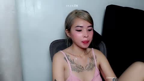 Snapshot of pinay_romancee chatting on 10, 11, 2025 pinay_romancee online show from 10, 11, 2025