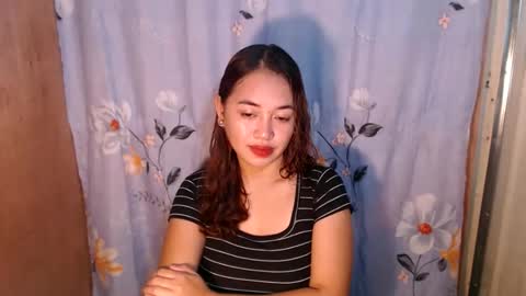 Snapshot of pinay_singlemomxs chatting on 17, 9, 2025 pinay_singlemomxs online show from 17, 9, 2025