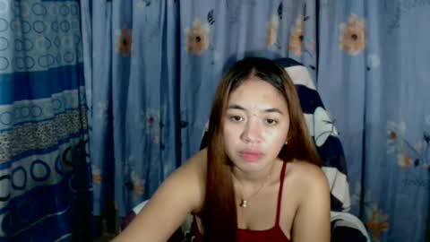 Snapshot of pinay_singlemomxs chatting on 15, 4, 2026 pinay_singlemomxs online show from 15, 4, 2026