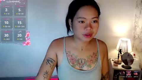 Snapshot of pinay_sweetlenatashaxx chatting on 25, 5, 2026 call me natasha online show from 25, 5, 2026