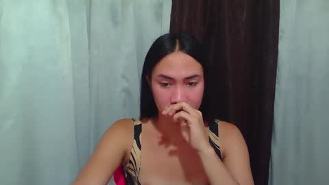 Snapshot of pinaycutie_jilian chatting on 12, 9, 2025 jilian  online show from 12, 9, 2025