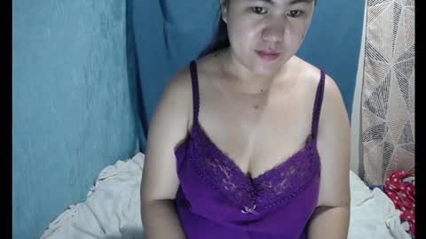Snapshot of pinayhottie4u chatting on 3, 12, 2024 PinayHottie4u online show from 3, 12, 2024