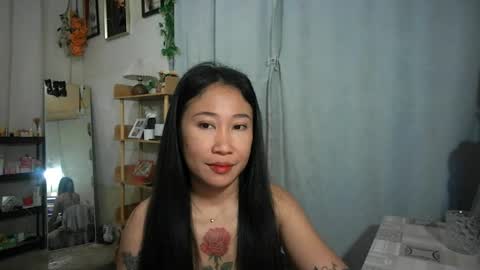 yumie  online show from 23, 7, 2026
