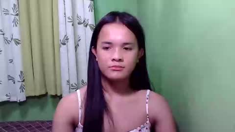 Snapshot of pinaymorena_rhowe chatting on 5, 12, 2024 pinaymorena_rhowe online show from 5, 12, 2024