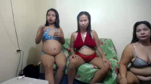 Snapshot of pinaysquirtpussy chatting on 29, 6, 2026 pinaysquirtpussy online show from 29, 6, 2026