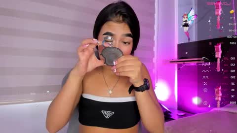 Snapshot of pink_as chatting on 2, 10, 2025 pink_as online show from 2, 10, 2025