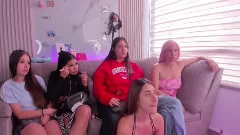 Snapshot of pink_as chatting on 9, 2, 2026 pink_as online show from 9, 2, 2026